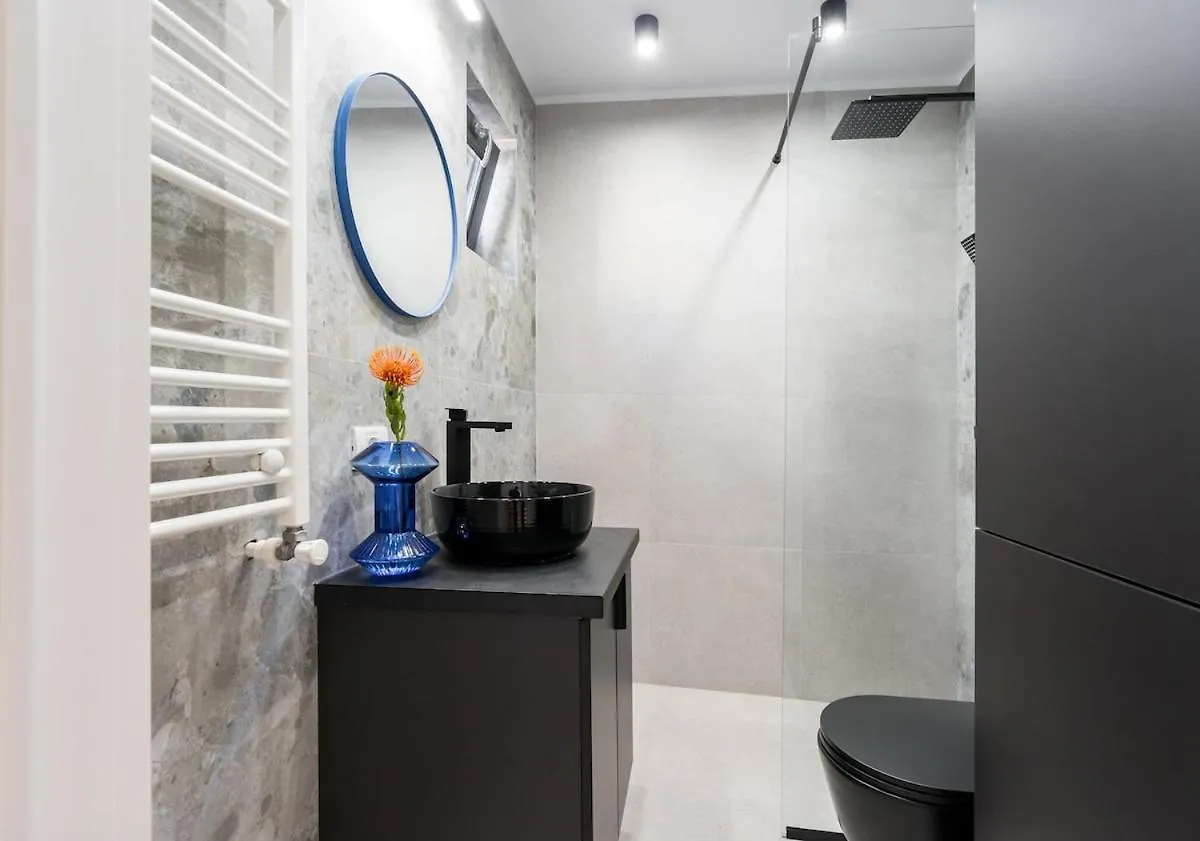 בוקרשט Sunny Studio - Charming Balcony - Romana Square דירה