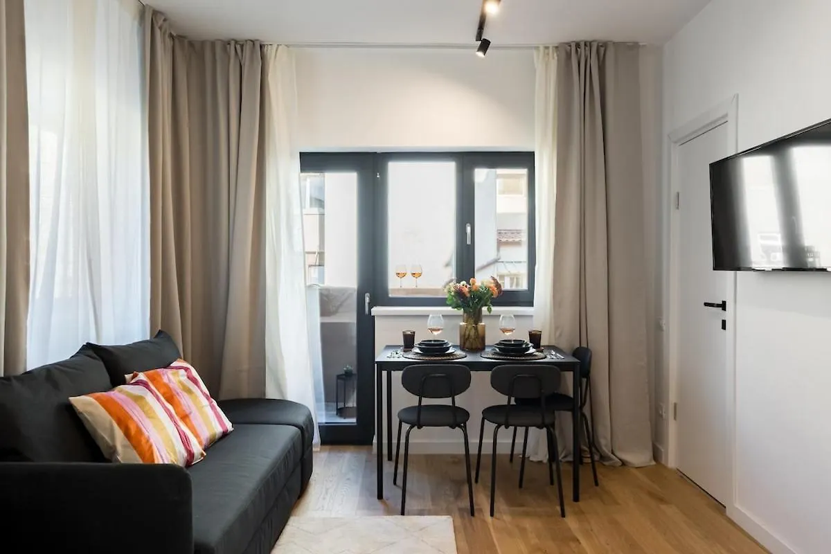 בוקרשט Sunny Studio - Charming Balcony - Romana Square